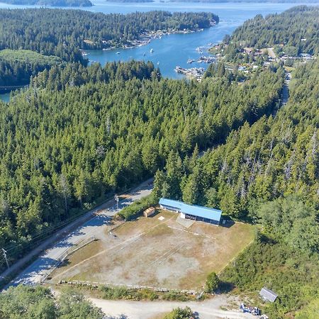 Woods End Landing Hotel Bamfield ภายนอก รูปภาพ