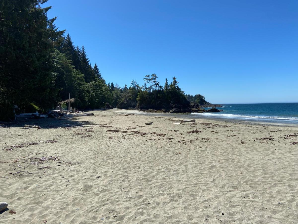 Woods End Landing Hotel Bamfield ภายนอก รูปภาพ