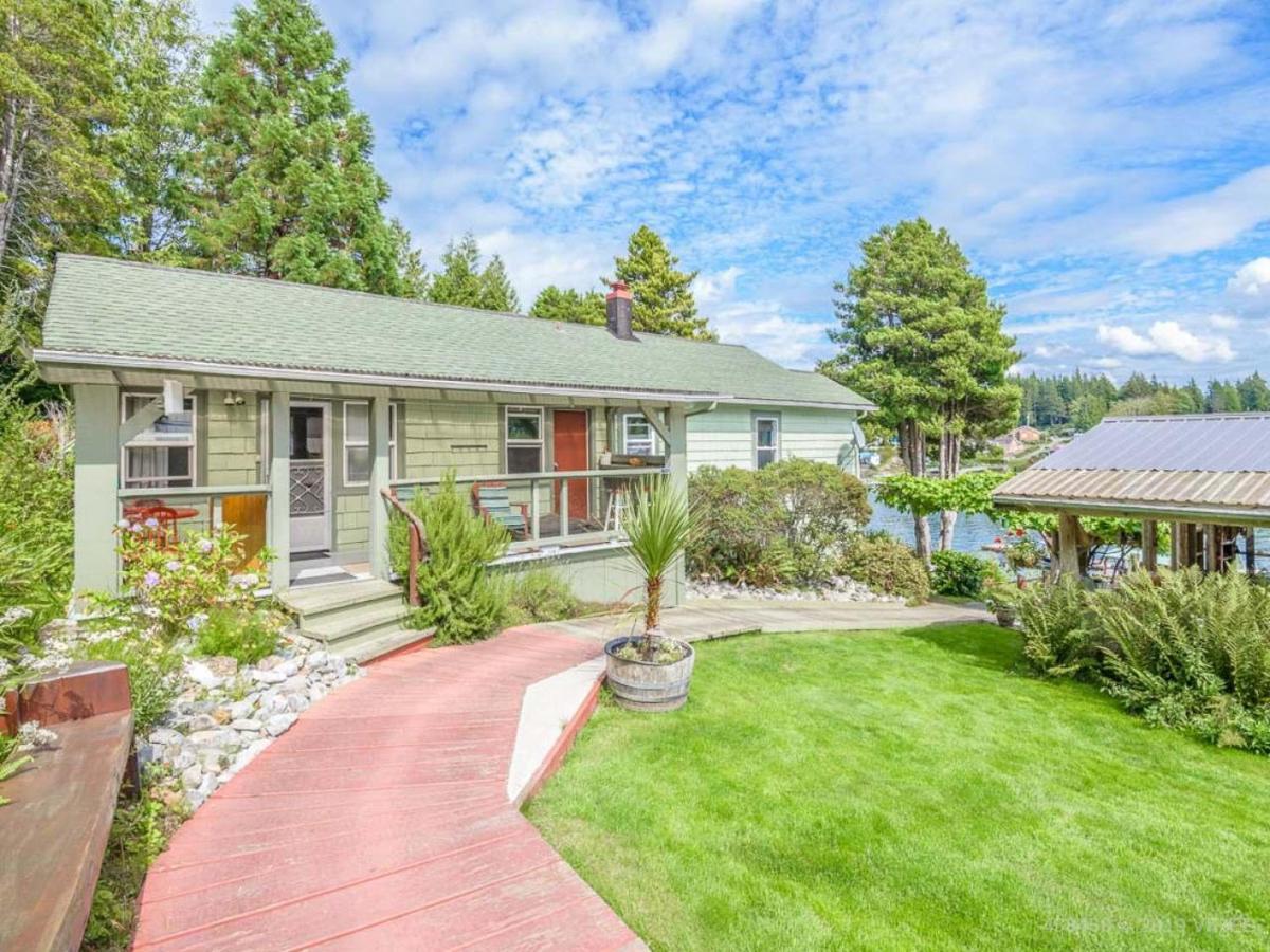 Woods End Landing Hotel Bamfield ภายนอก รูปภาพ