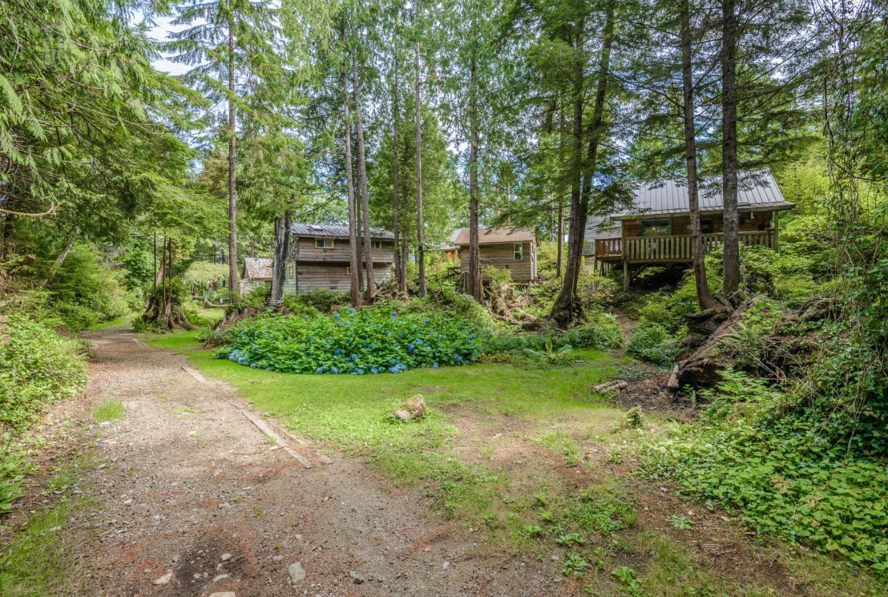 Woods End Landing Hotel Bamfield ภายนอก รูปภาพ