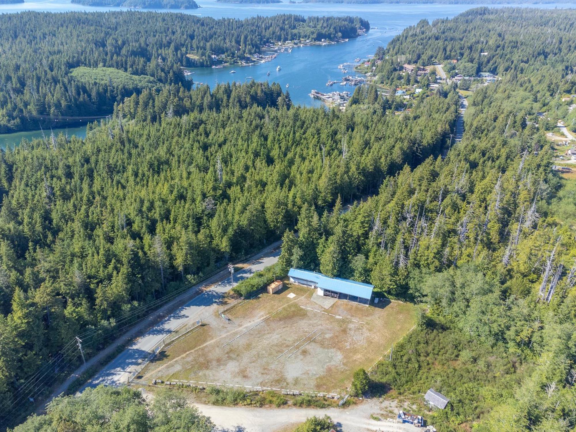 Woods End Landing Hotel Bamfield ภายนอก รูปภาพ